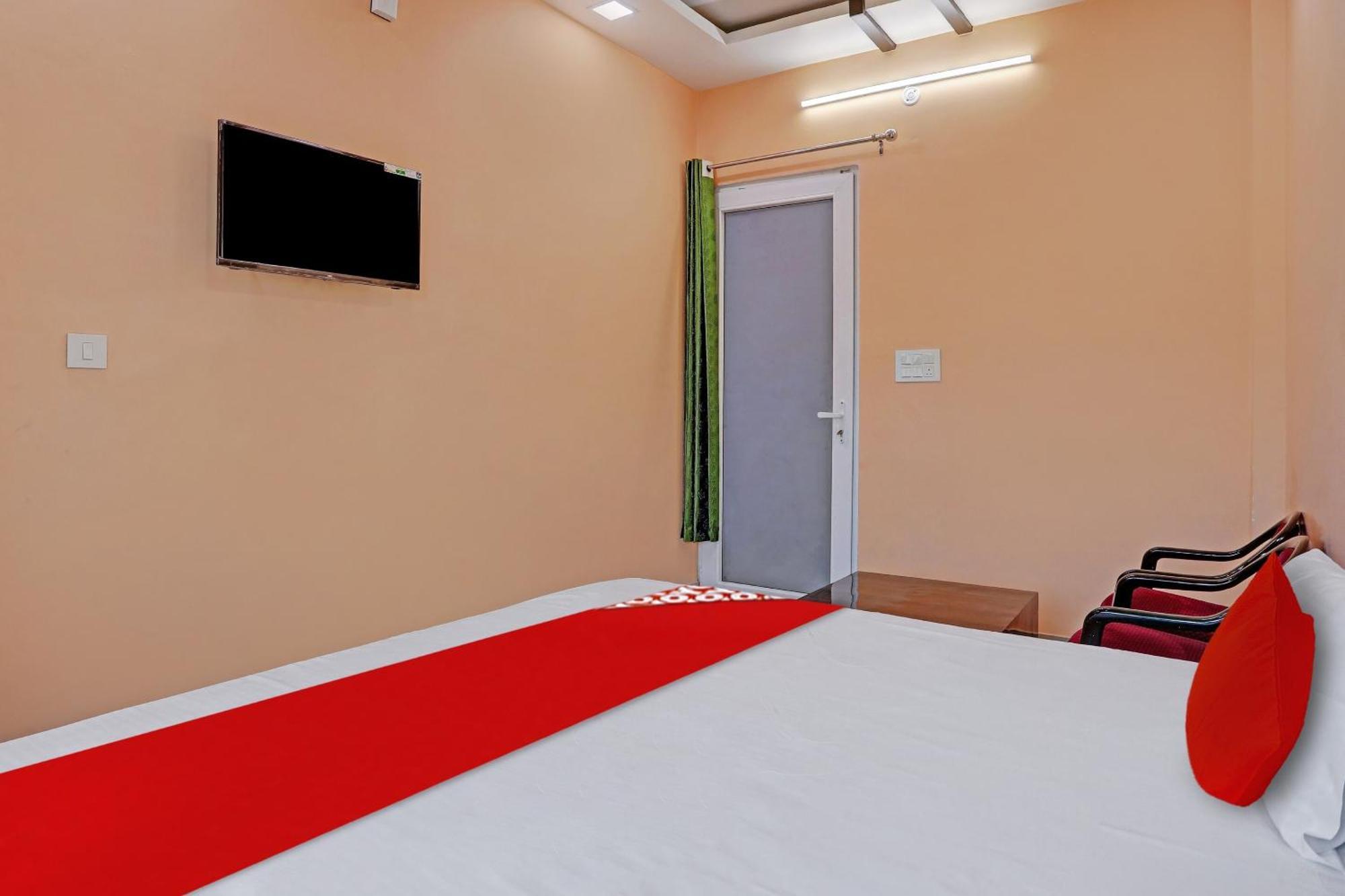 Hotel O Mb Garden & Resorts Lucknow Exteriör bild